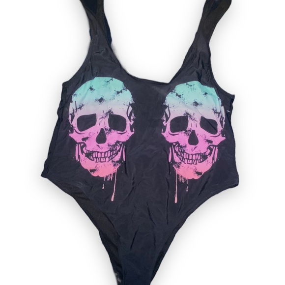 NWT Skull Bathing Suit NWT - Picture 2 of 4